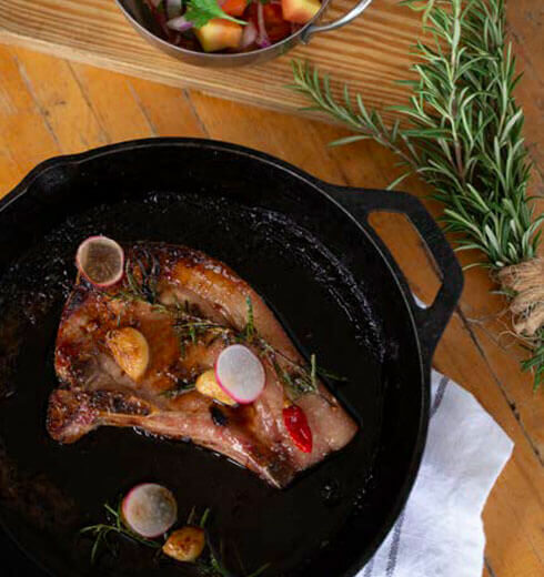 Chuleta de Cerdo con Ceviche de Papaya Verde